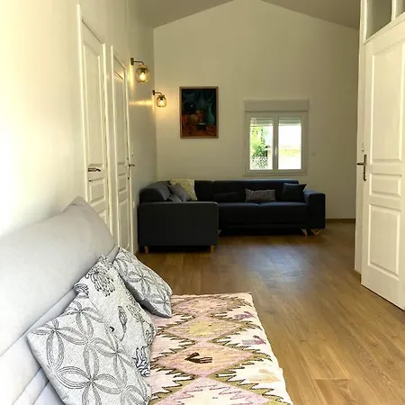 Makivka - A 5 Min De Cognac - Maison Entiere Avec 2 3*
